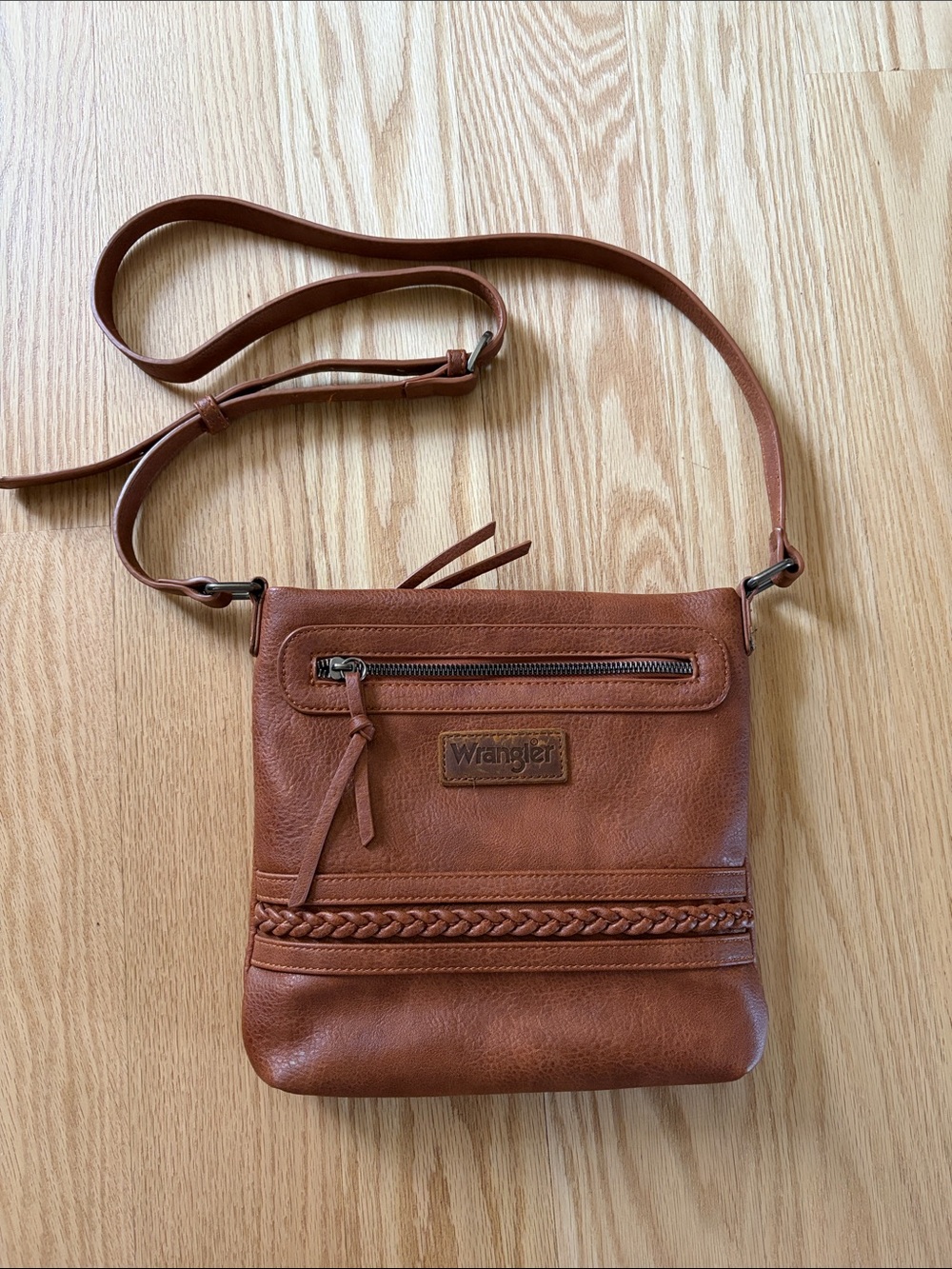Wrangler Crossbody
